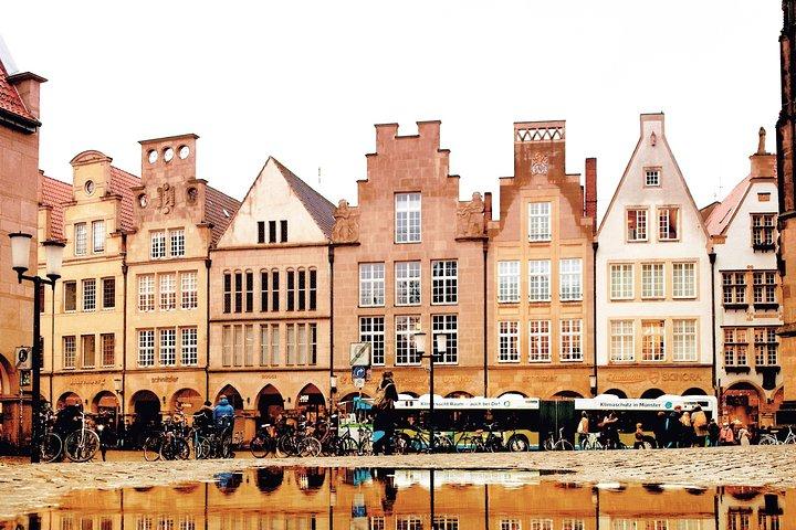 Explore Münster in 1 hour with a Local 