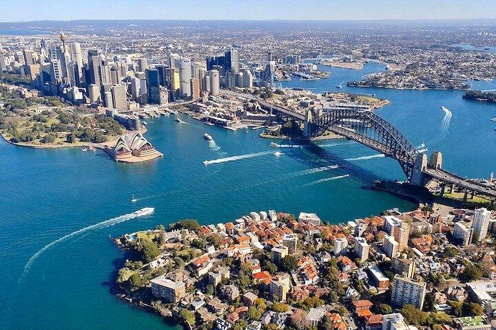 20-Minute Helicopter Flight Over Sydney and Beaches