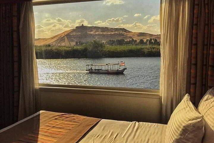Amazing Sailing Nile cruise from Luxor for 2 Nights