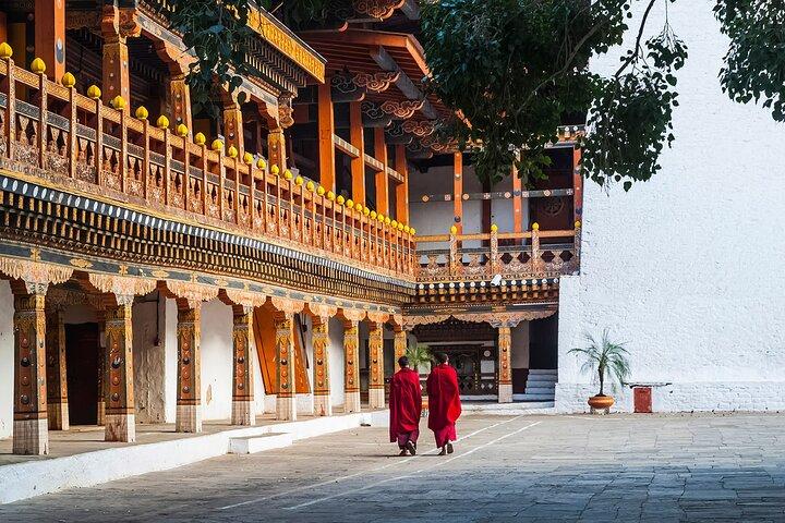 10-Day Bhutan Culture Tour to Paro, Thimphu, Punakha, Gangtey, Trongsa, Bumthang