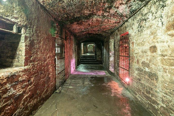 Underground Vaults Walking Tour in Edinburgh Old Town