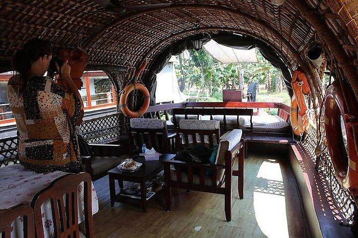 Backwaters Houseboat Cruise in Aleppey with Lunch from Cochin - Private Tour