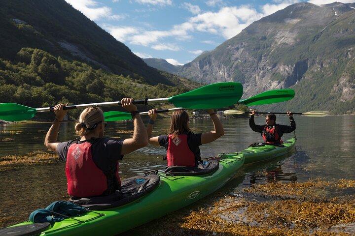 3-Hour Guided Kayak Experience in Geiranger