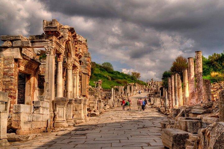 Private Tour to Pamukkale, Hierapolis, Laodicea, Kaklik Cave