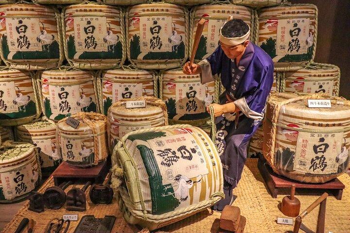 Sake Brewery and Japanese Life Experience Tour in Kobe
