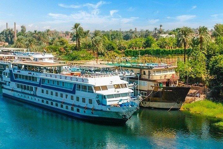 Amazing 2 nights Sailing Nile cruise from Luxor to Aswan