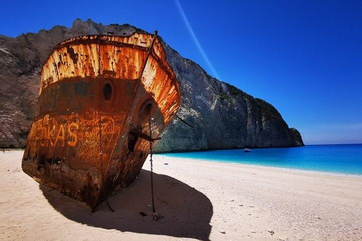 Zakynthos: early morning Shipwreck,Blue Caves and view point small group