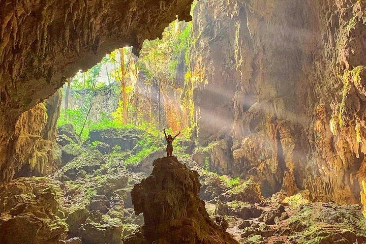 Do Rappel In The Caves Of Bombil Pek + Lunch - Tour From Coban