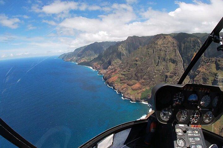 "PRIVATE" Kauai DOORS OFF Helicopter Tour & "NO MIDDLE SEATS"