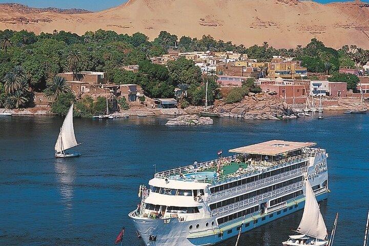 3 Night Nile Cruise from Luxor to Aswan with Hot Air Balloon Ride