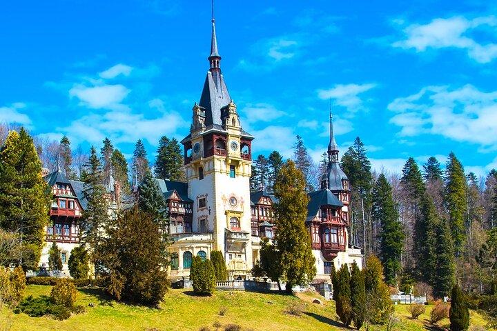 Day Trip to Bran Castle, Peles Castle and Brasov from Bucharest
