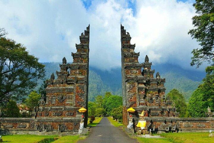 Bali : Private Full Day Tour with Photographer