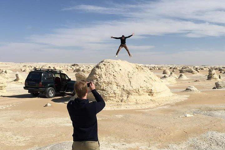 Private Full-day White and Black Desert Tour From Cairo/Giza