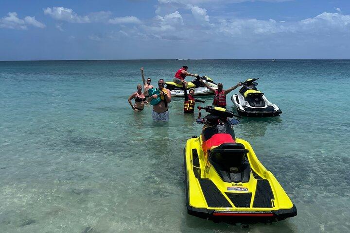 One hour private jet ski tour in Saint Martin with free passenger