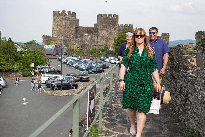Medieval Walls Walking Tour in Conwy
