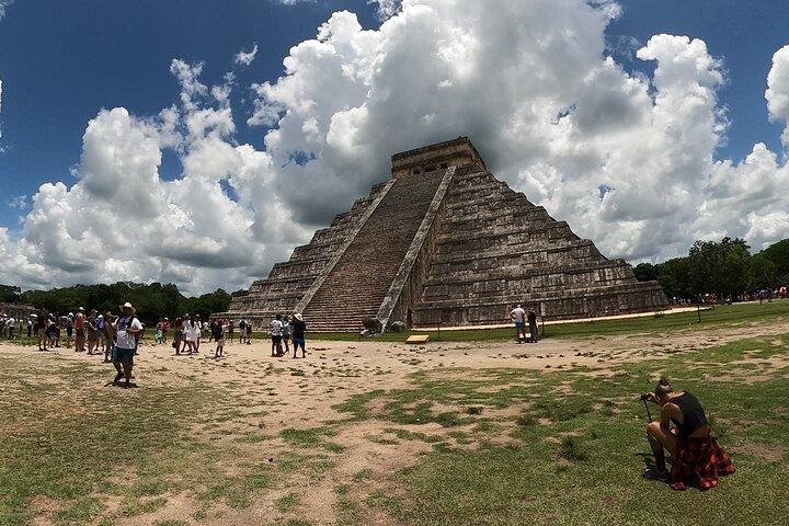 Tour from Holbox Island to Chichen itza and cenote 