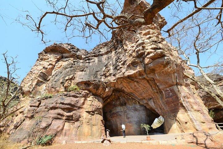 Bhimbetka Rock Shelters & Bhojpur Temple Day Trip From Bhopal