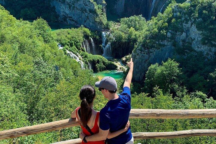 Plitvice Lakes National Park Guided Day Tour from Split