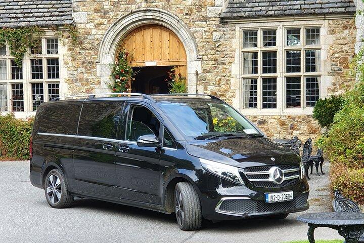 Private Transfer from Dromoland Castle to Dublin Airport