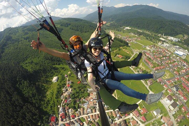Paragliding Tandem Flight from Bunloc, Brasov