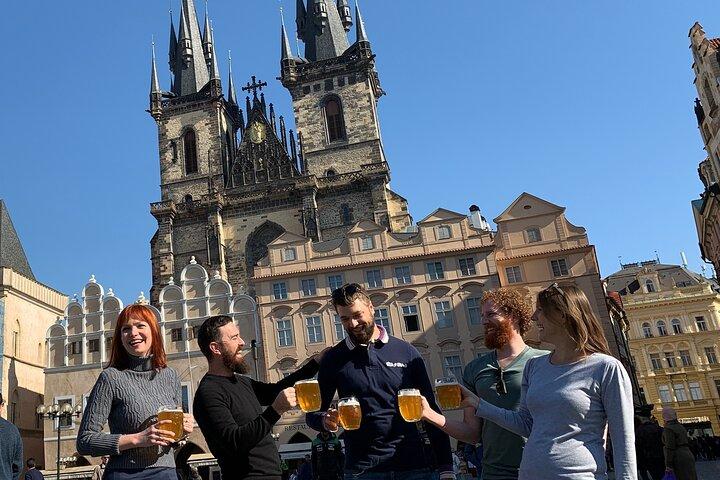 Pubs of Prague Historic Tour with Drinks Included