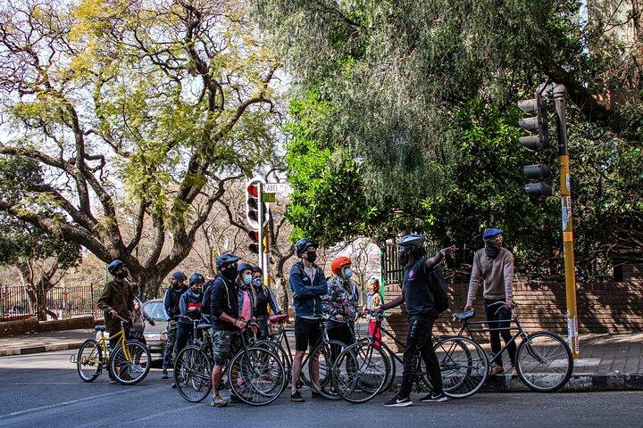 Soweto & Johannesburg - walking, Bike , E-scooter, Tuk Tuk Tour 