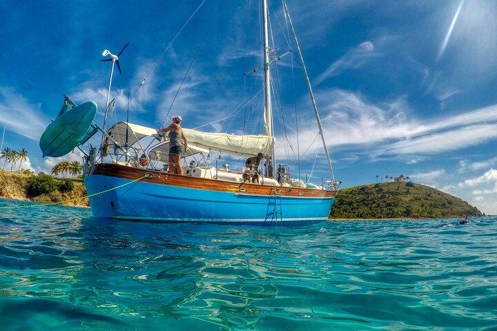 Sailing Tipitina Classic Daysail Charter