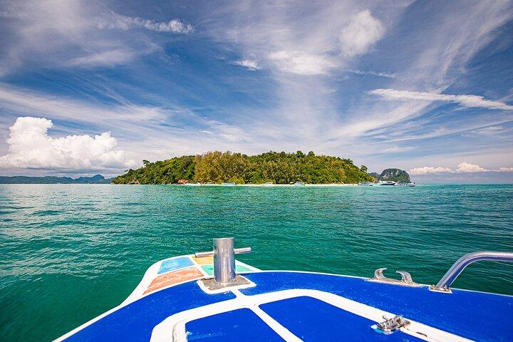 Maya Bay, Monkey Bay and Phi Phi Island Snorkeling Tour from Koh Lanta 