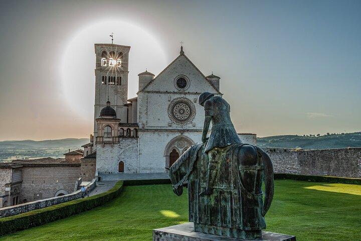 Small Group Tour of Assisi and St. Francis Basilica 