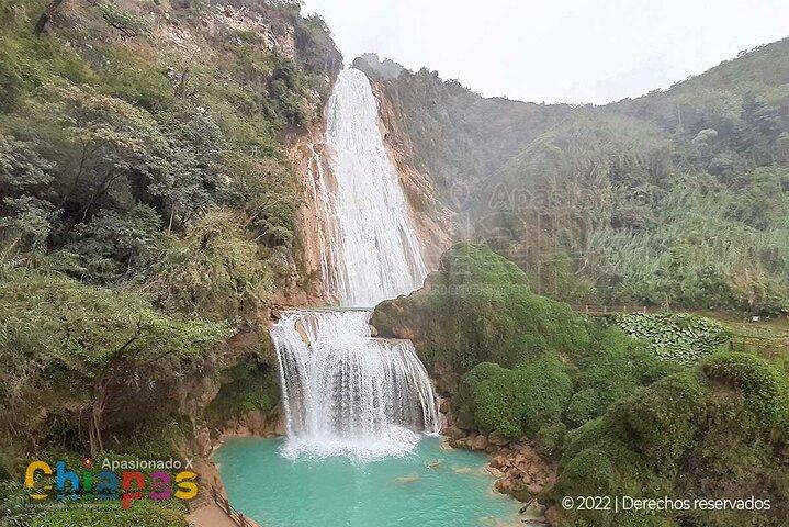 Cascadas el Chiflon (Bridal Veil) and Montebello Lakes from Tuxtla Gutierrez