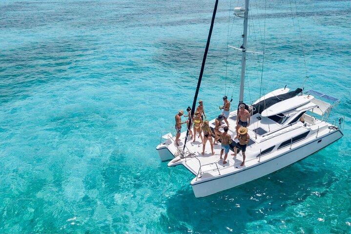 Isla Mujeres Private Catamaran cruising n snorkeling full day 6hr