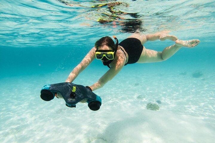 E-Snorkeling tour in Bonaire with easy Sea Scooters