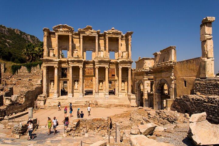 Daily Ephesus & Virgin Mary House Tour from Izmir