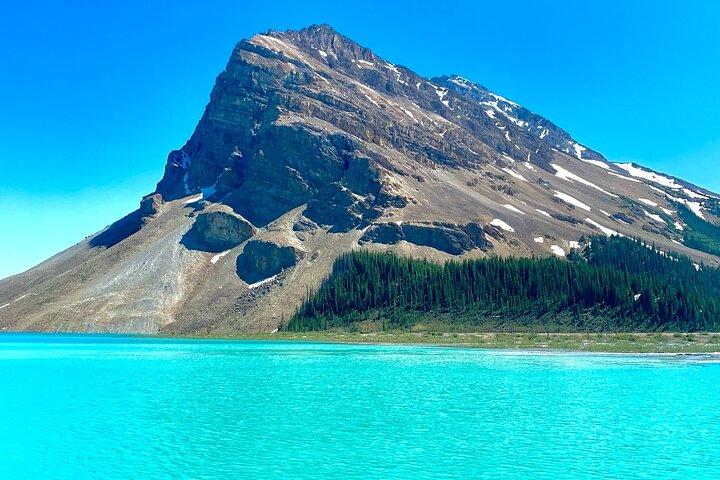 Lake Louise and the Icefields Parkway Full-Day Tour