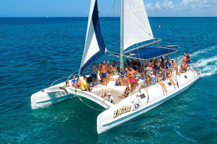 Saona Island Full Day Excursion from Punta Cana + Catamaran Party