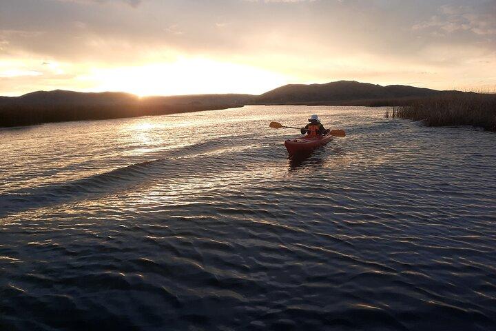 3 Hours of Route during Sunset in Kayak by Lake Titicaca