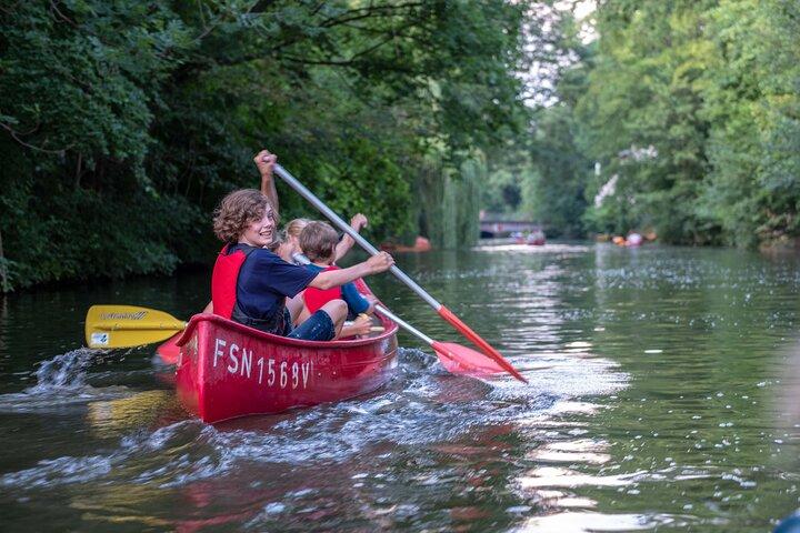 1-hour 3-seater canoe rental in Leipzig