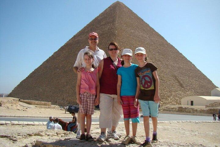 Hurghada Cairo Pyramids day tour by plane - Small group