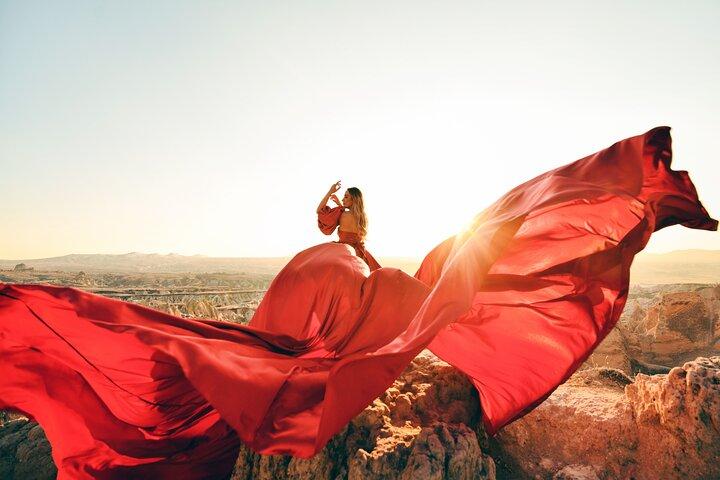Photoshoot in Cappadocia with Free flying dress