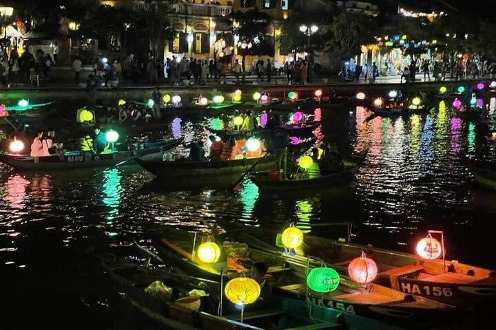 Guided Tour to Marble Mountains & Hoi An Walking Tour , Night Market, Boat Ride