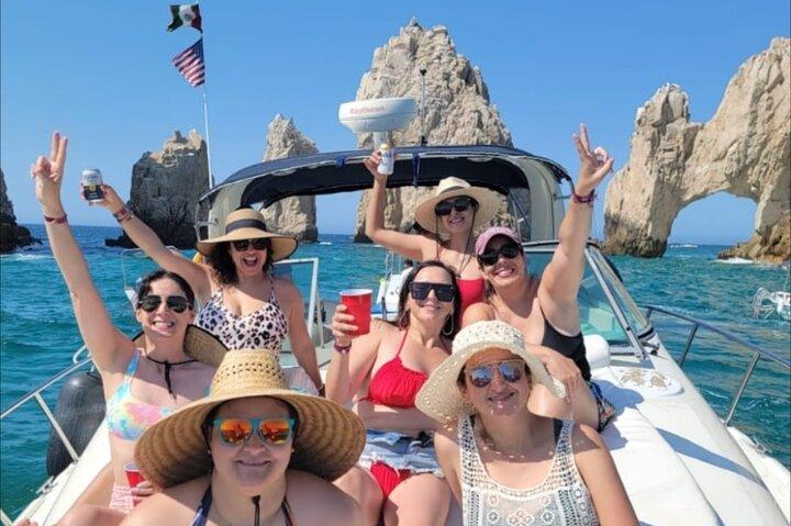 Los Cabos Private Yacht Tour, Water Activities, Lunch and Drinks