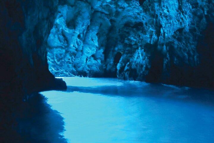 Blue Cave and caves Discovery Dubrovnik - Group Tour by Boat 