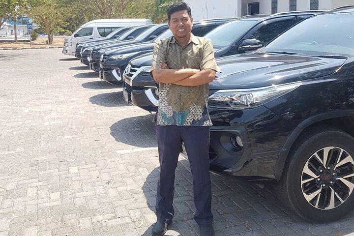 Car Hire with Chauffeur >> Driving around Lombok or visit Gili Islands