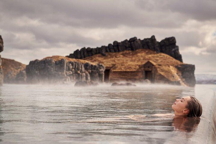 Sky Lagoon Spa Experience with Private Transfer from Reykjavík