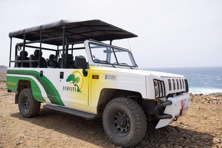 Aruba Signature Jeep Tour: Natural Pool and Baby Beach