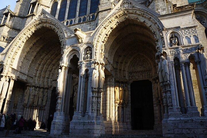 Discovering Medieval Wonder of Chartres Cathedral 