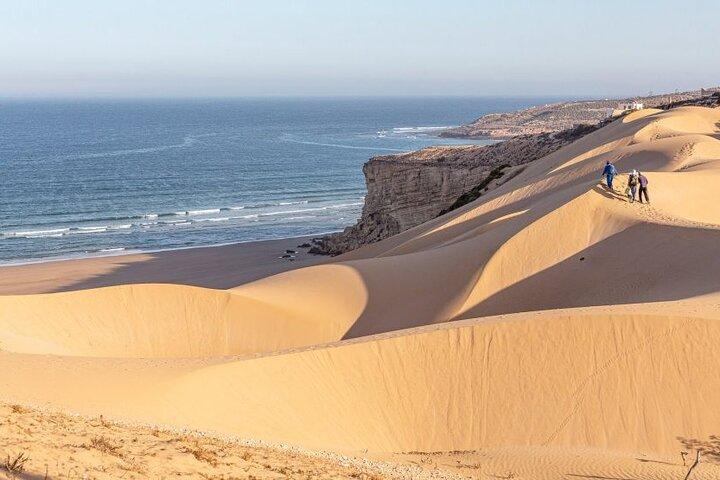 Atlantic Sahara and Ocean 4x4 Jeep Tour with Berber Lunch