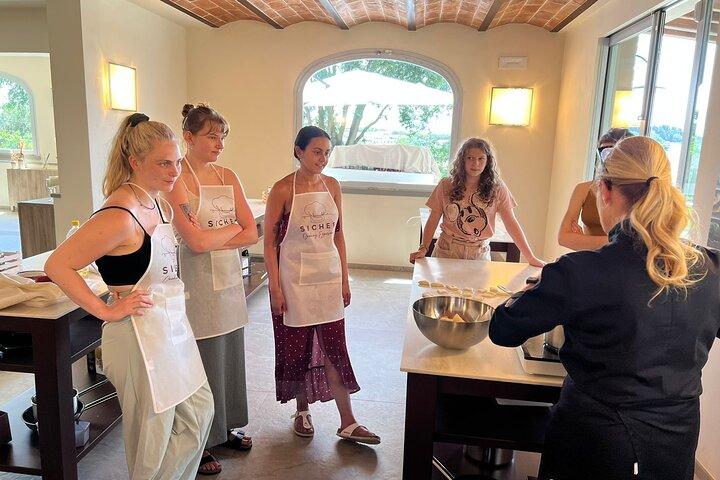 Pasta and Vegetarian Sauces Cooking Class with Lunch or Dinner