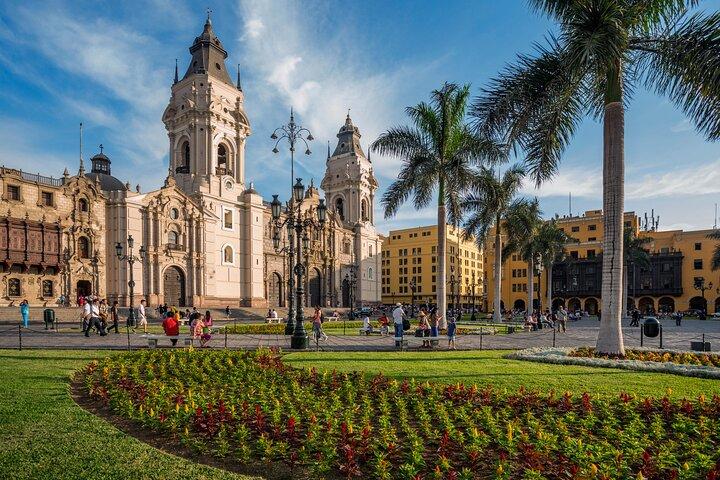 Lima's Vibrant Heritage: Exploring the City's Landmarks Half-day
