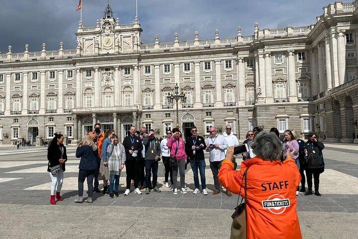 Royal Palace of Madrid Small Group Skip the Line Ticket